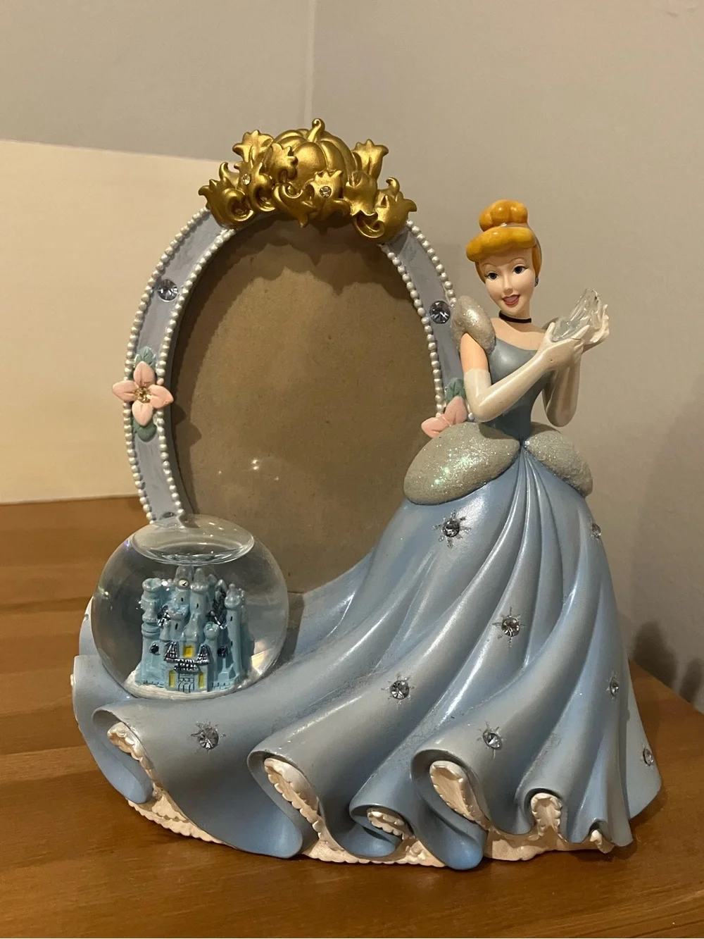 Vintage Cinderella Disney Picture Frame with Mini Castle Snowglobe